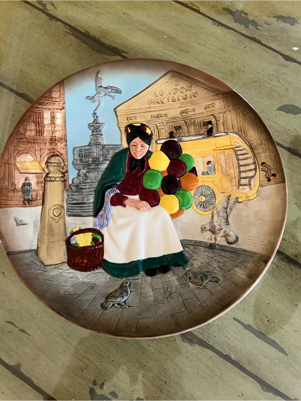 Royal Doulton Hand-Painted Balloon Seller Plate in Yellow, Green, Red, Brown